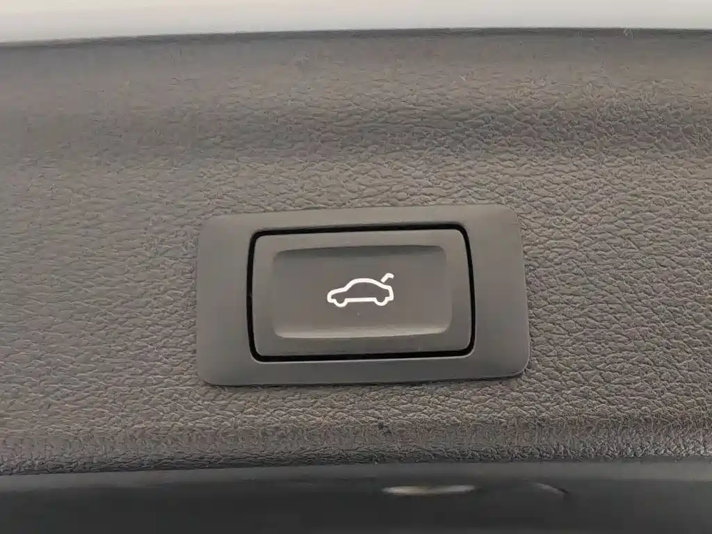 Audi Q3 2023 — фото 14