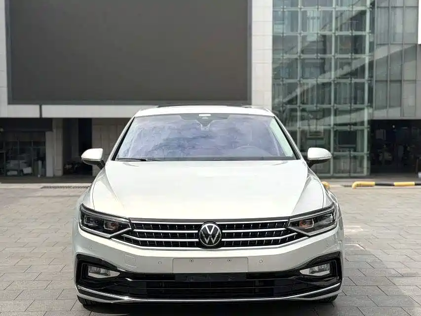 Volkswagen Magotan 2022