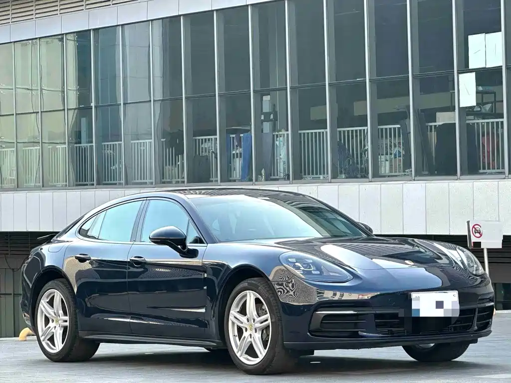 Porsche Panamera 2017 — фото 3