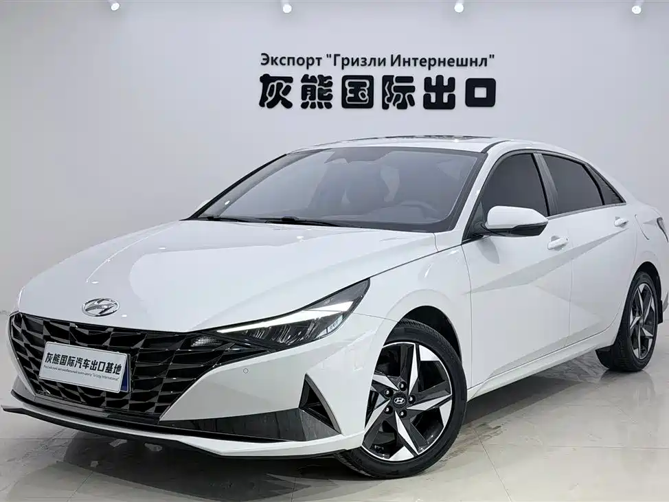 Hyundai Elantra 2021