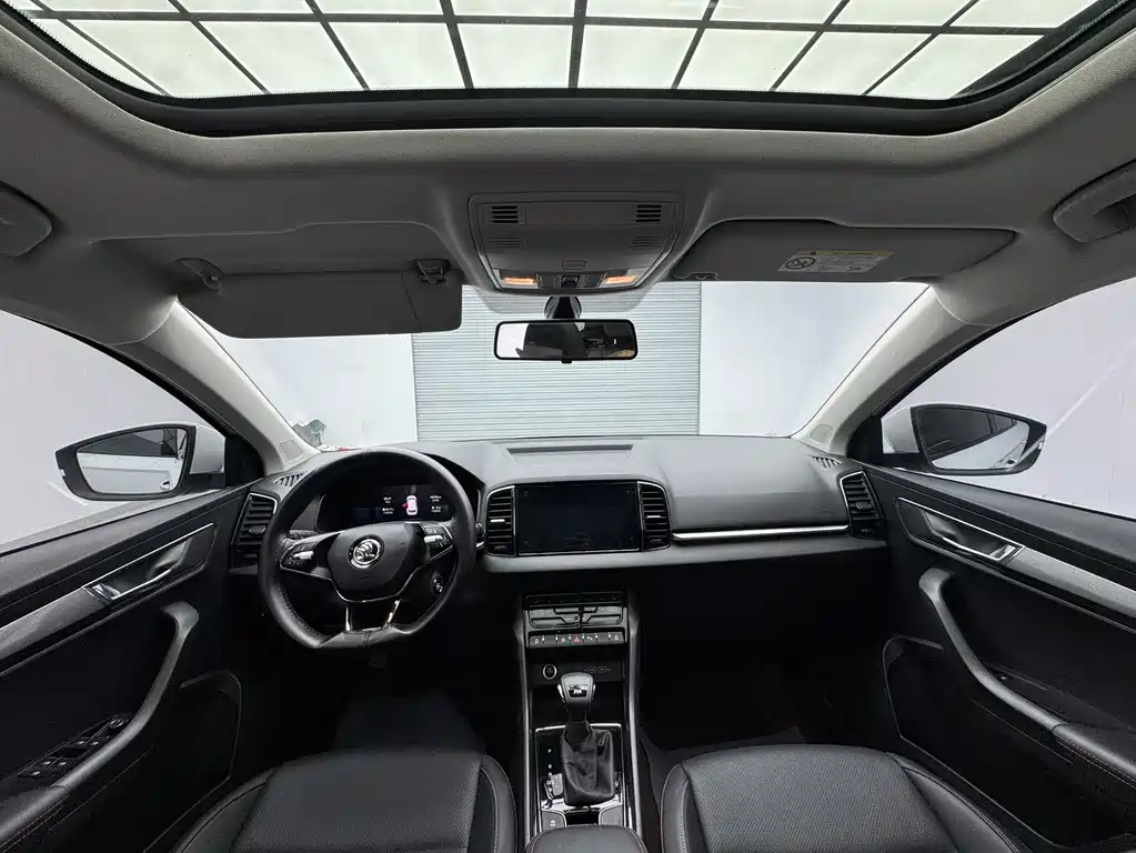 Skoda Karoq 2023 — фото 13