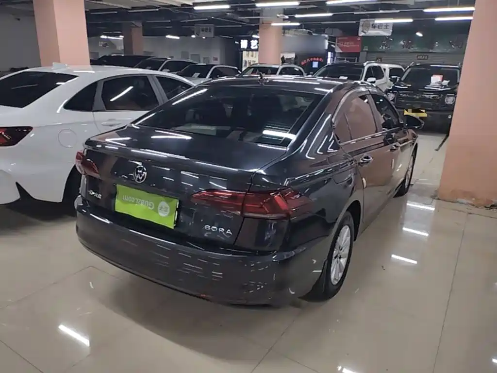 Volkswagen Bora 2021