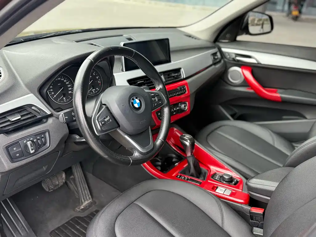 BMW X1 2017 — фото 14