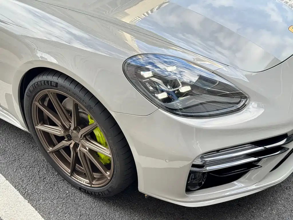 Porsche Panamera 2021 — фото 12