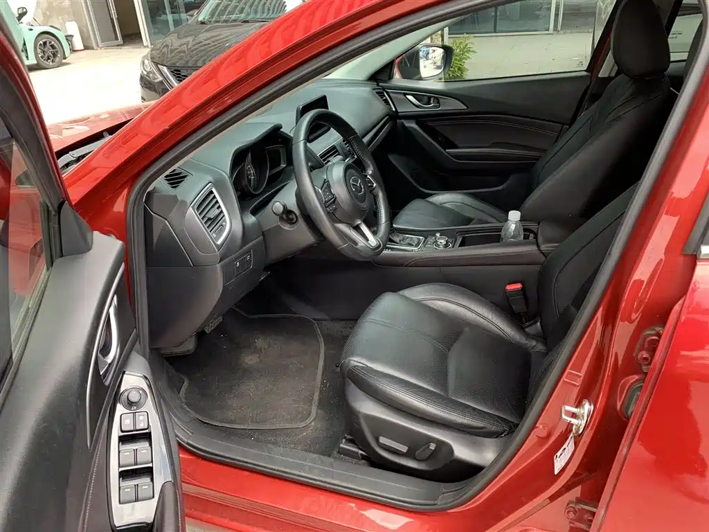 Mazda 3 Axela 2017