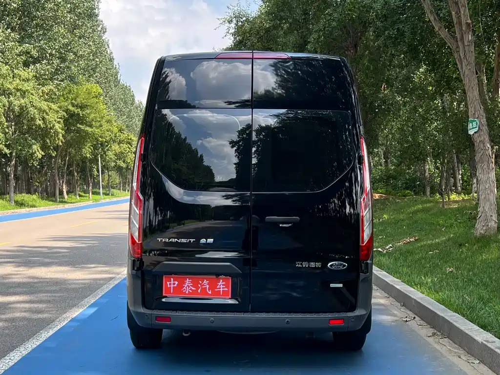 Ford Transit 2022