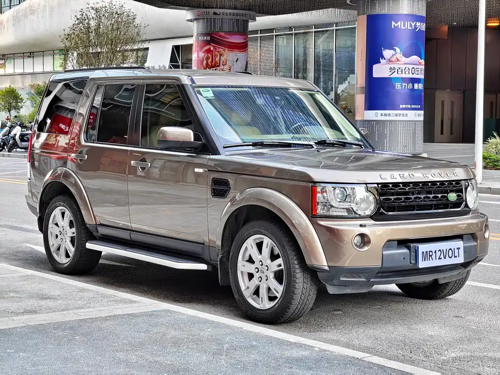 Land Rover Discovery 2012 — фото 3