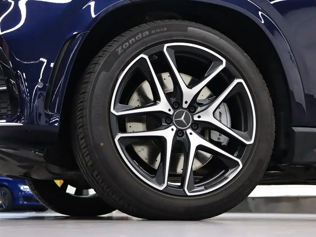 Mercedes-Benz GLE AMG 2021 — фото 31
