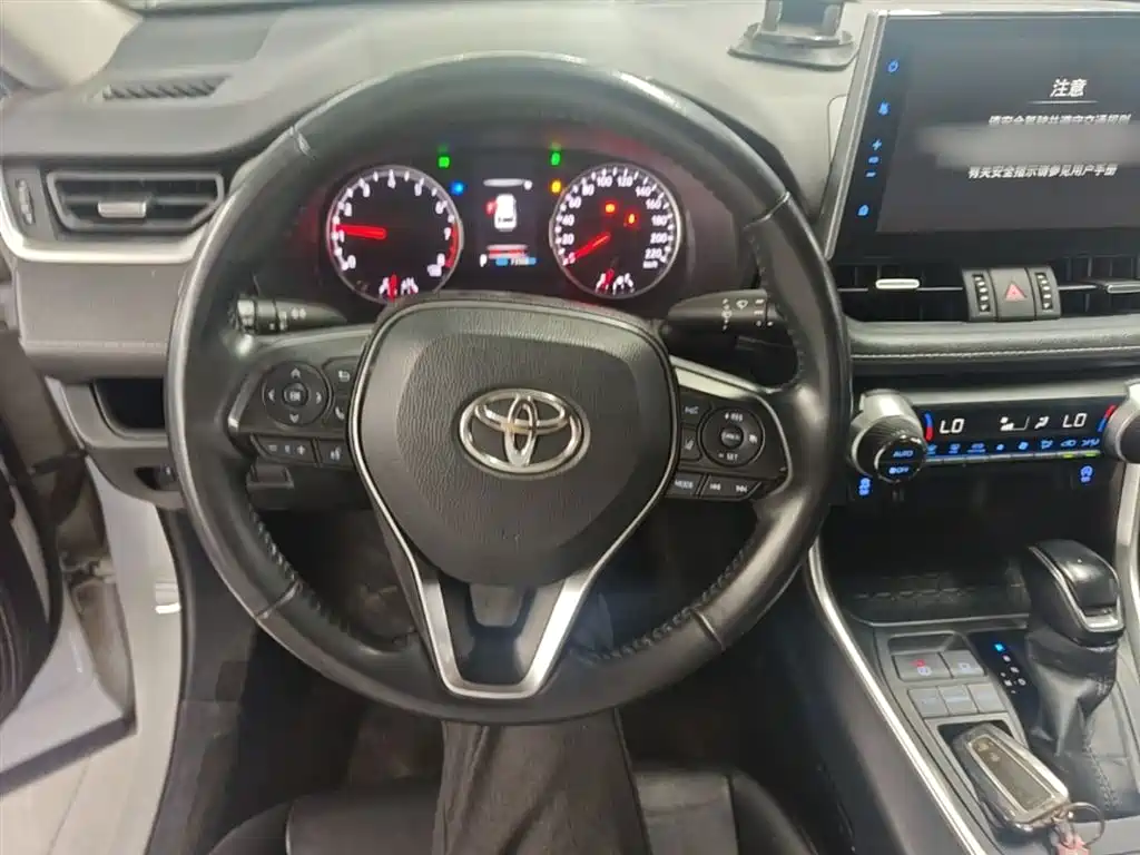 Toyota Wildlander 2021 — фото 11