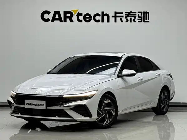 Hyundai Elantra 2025