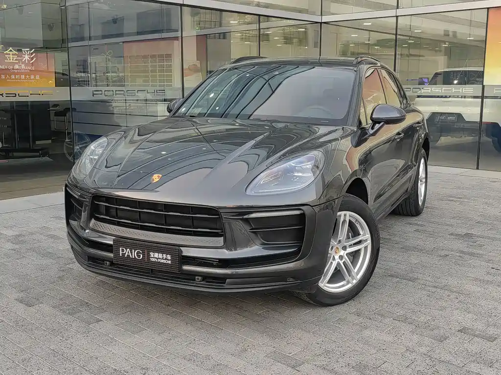 Porsche Macan 2024 — фото 1