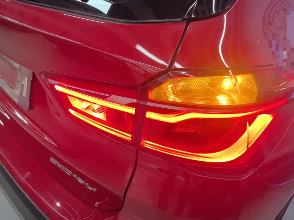 BMW X1 2018 — фото 8