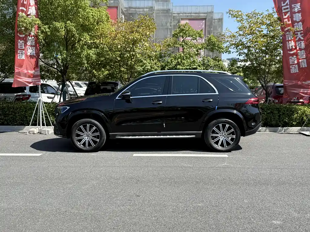 Mercedes-Benz GLE 2024 — фото 17
