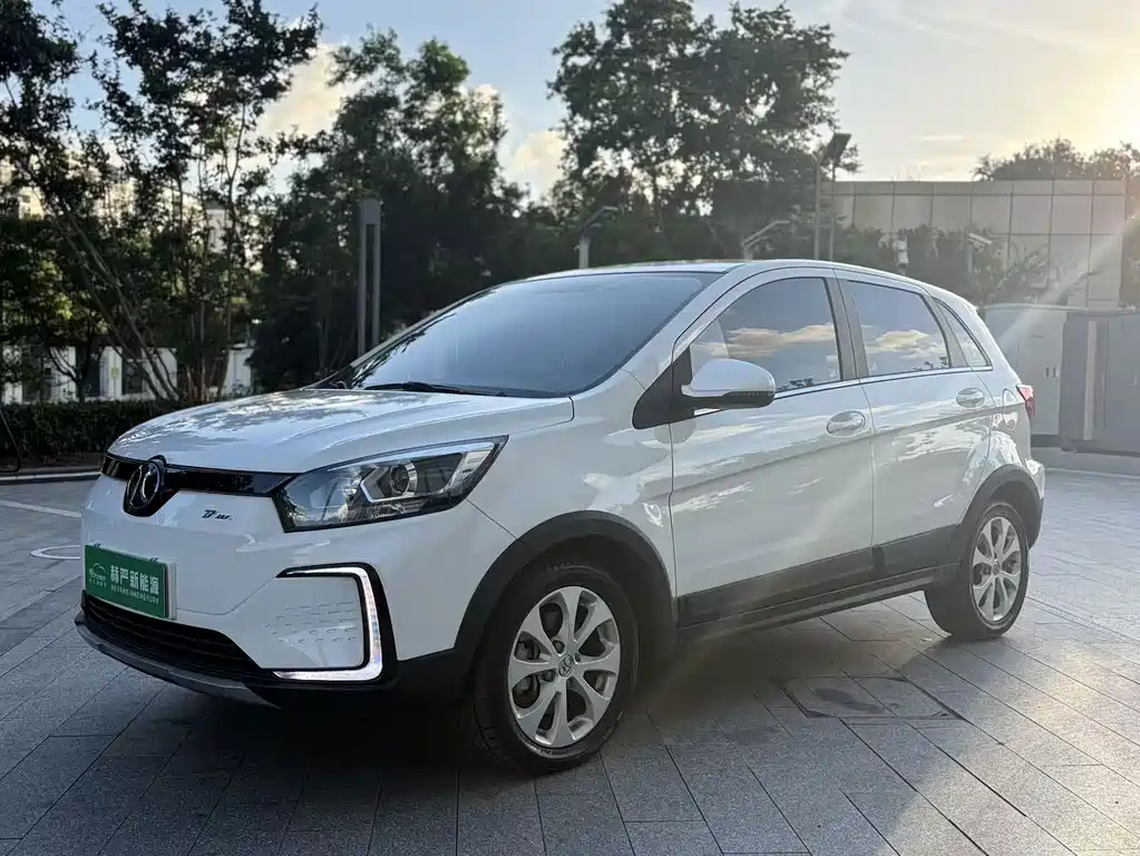 BAIC New Energy EC5 2021 — фото 3