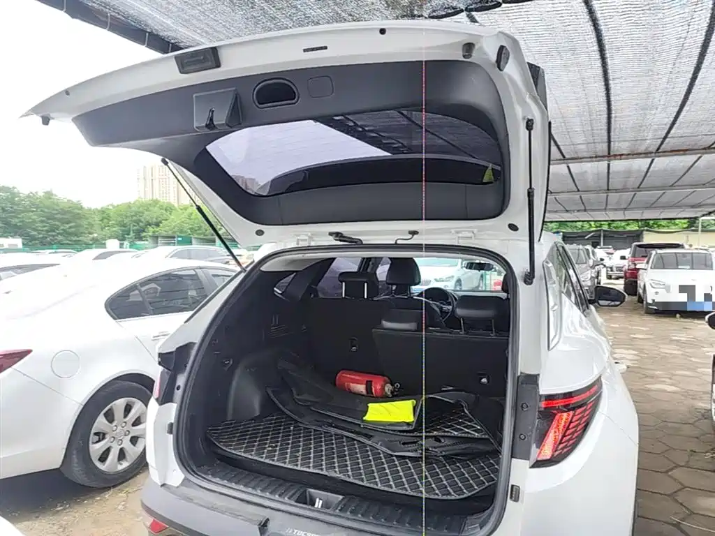 Hyundai Tucson 2023 — фото 19