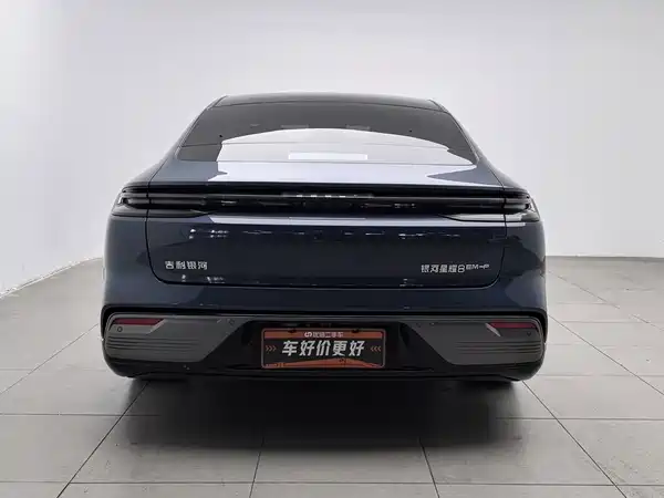 Geely Galaxy Starshine 8 2025