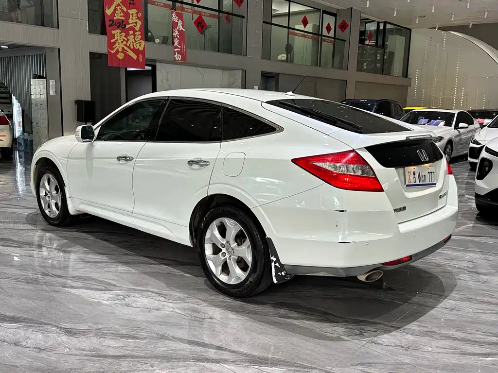 Honda Crosstour 2012 — фото 28