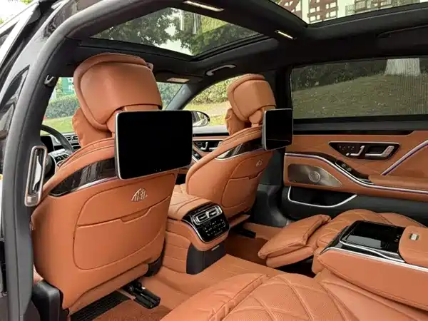 Mercedes-Benz Maybach S-Class 2023