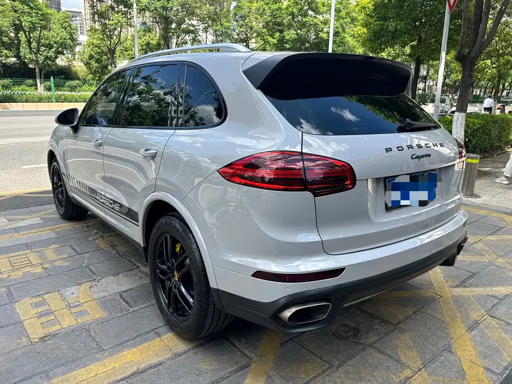 Porsche Cayenne 2017 — фото 4