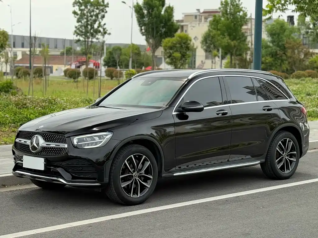 Mercedes-Benz GLC 2021 — фото 1