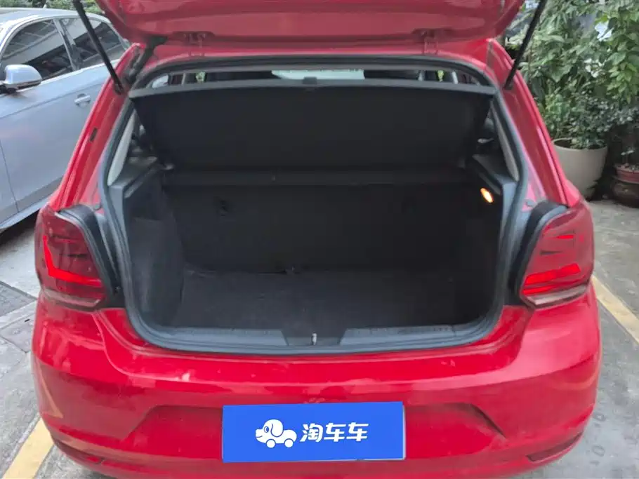 Volkswagen Polo 2016