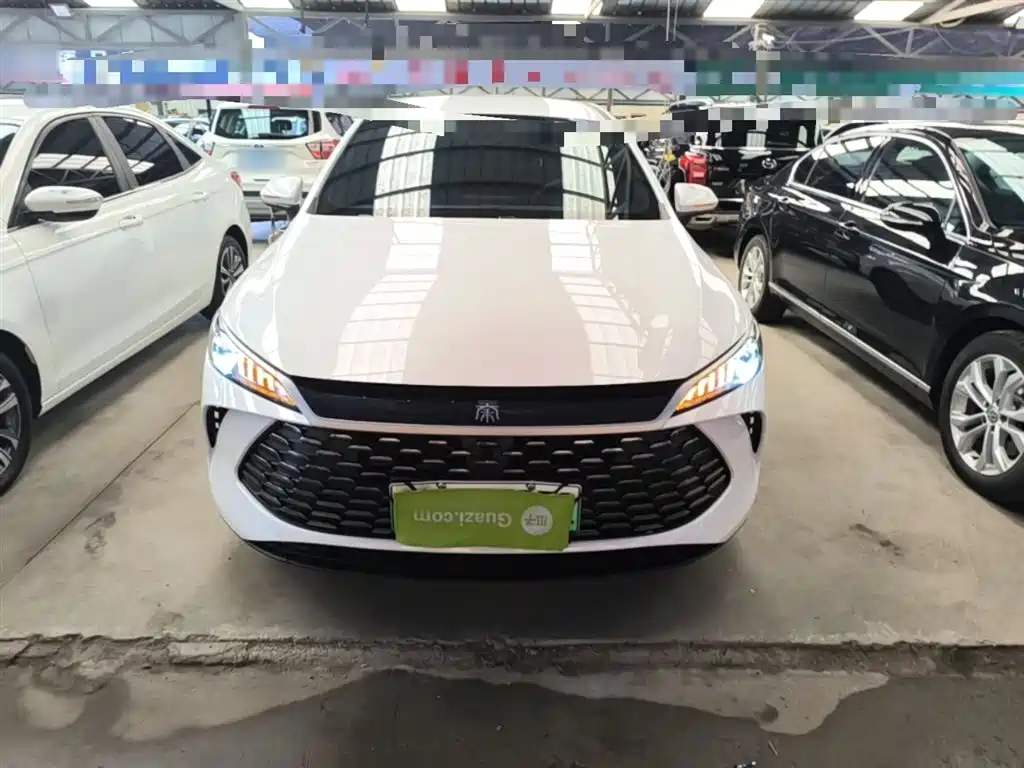 BYD Qin PLUS 2025 — фото 3