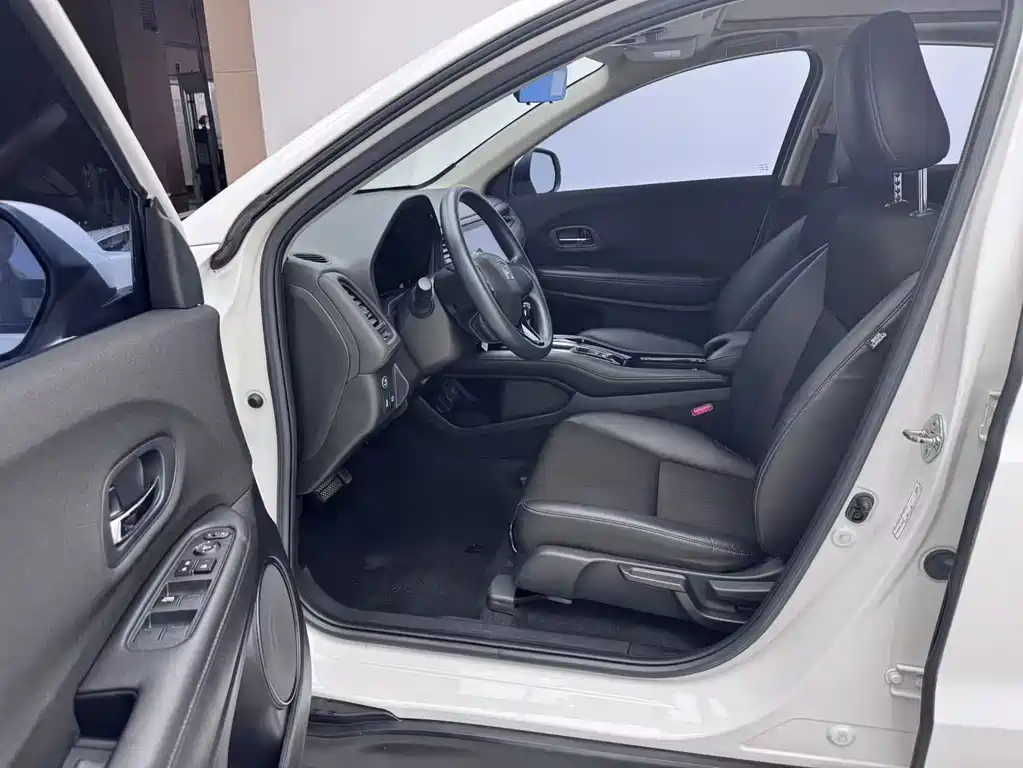 Honda Vezel 2022 — фото 12