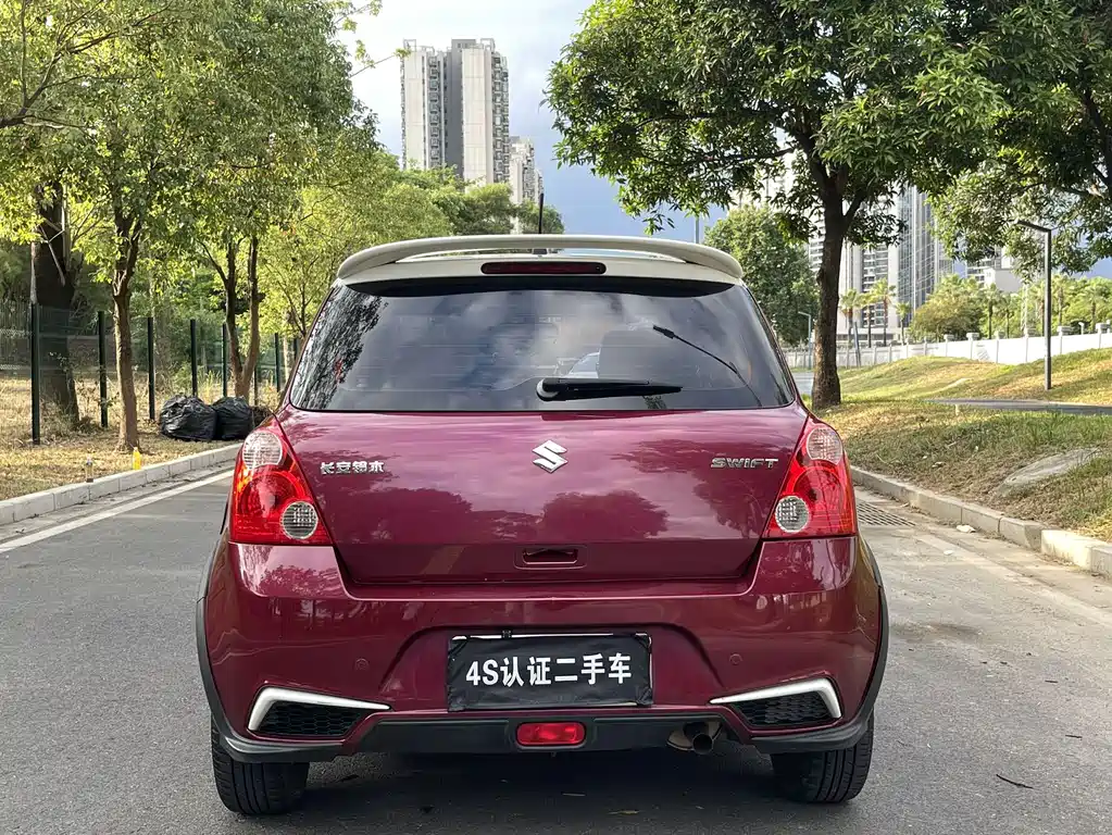 Suzuki Swift 2018 — фото 6