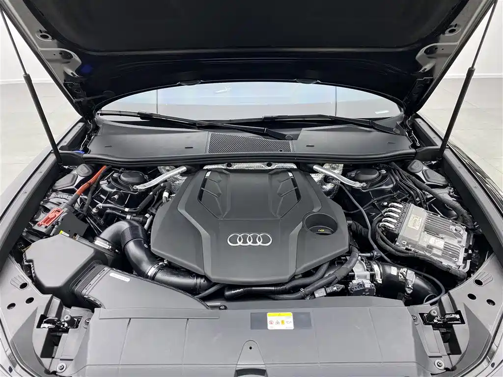 Audi A6L 2022 — фото 27