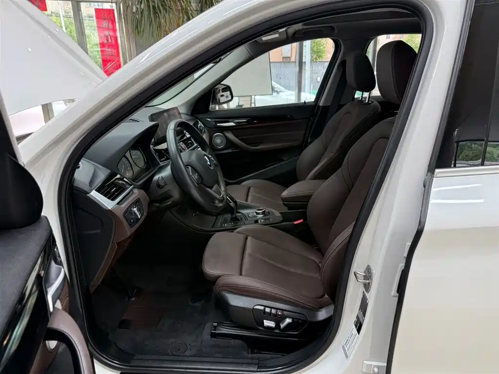 BMW X1 2022 — фото 16