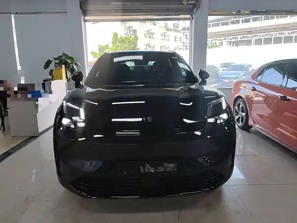 Lynk & Co 08 EM-P 2024