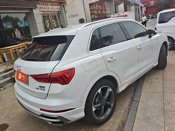 Audi Q3 2023