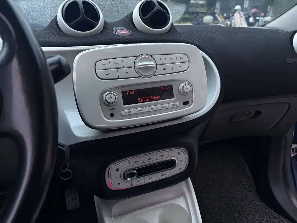 smart Forfour 2017 — фото 15