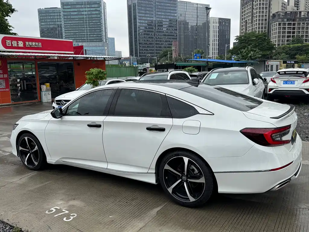 Honda Accord 2023 — фото 4