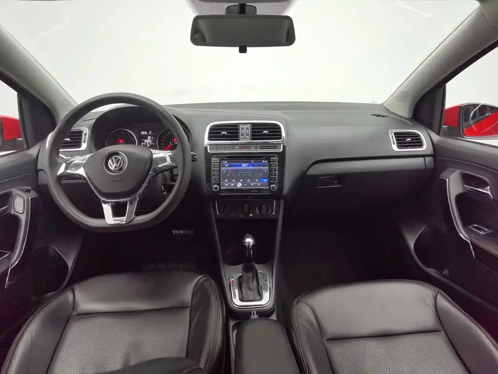 Volkswagen Polo 2015