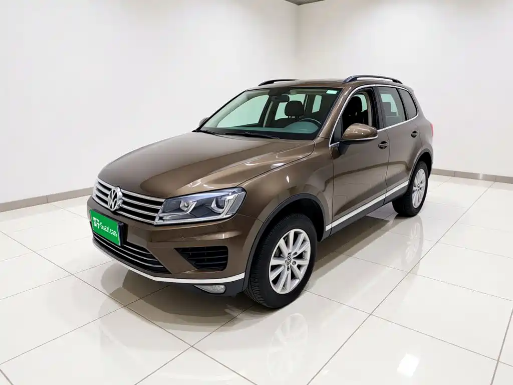 Volkswagen Touareg 2017 — фото 1