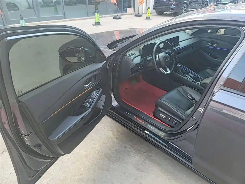 Honda Accord 2024 — фото 16