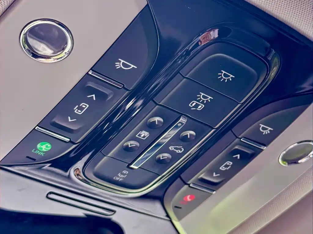 GAC Trumpchi M8 2021 — фото 23