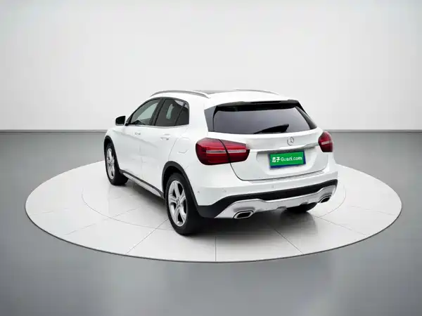 Mercedes-Benz GLA 2019