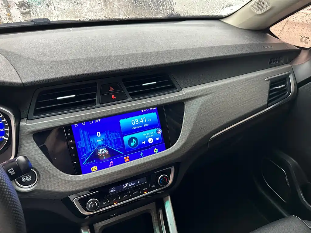 Geely Vision X3 2018 — фото 10