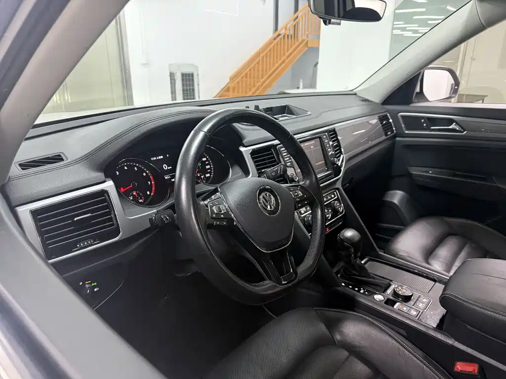 Volkswagen Teramont 2018 — фото 8