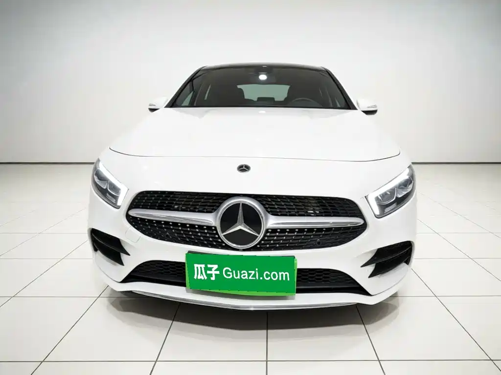 Mercedes-Benz A-Class 2022 — фото 2