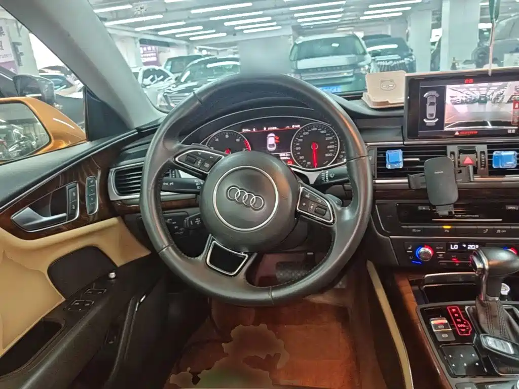 Audi A7 2015 — фото 11