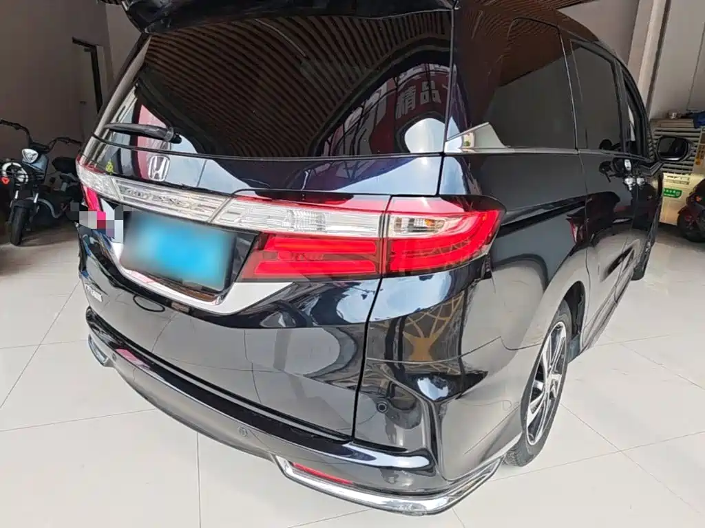 Honda Odyssey 2016