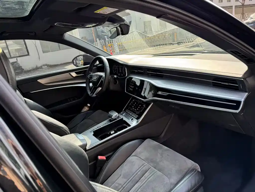 Audi A6L 2022 — фото 14