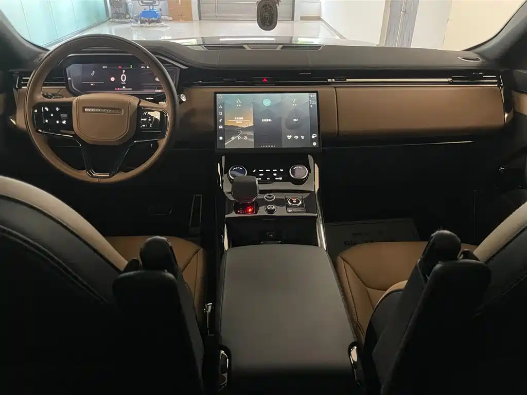 Land Rover Range Rover Sport 2023 — фото 14