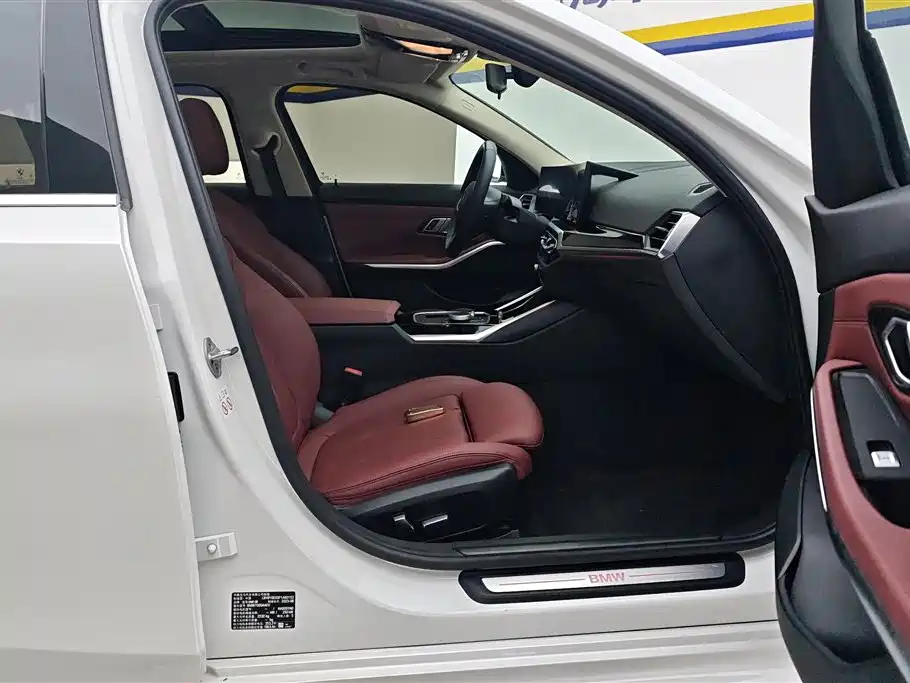 BMW i3 2023 — фото 8