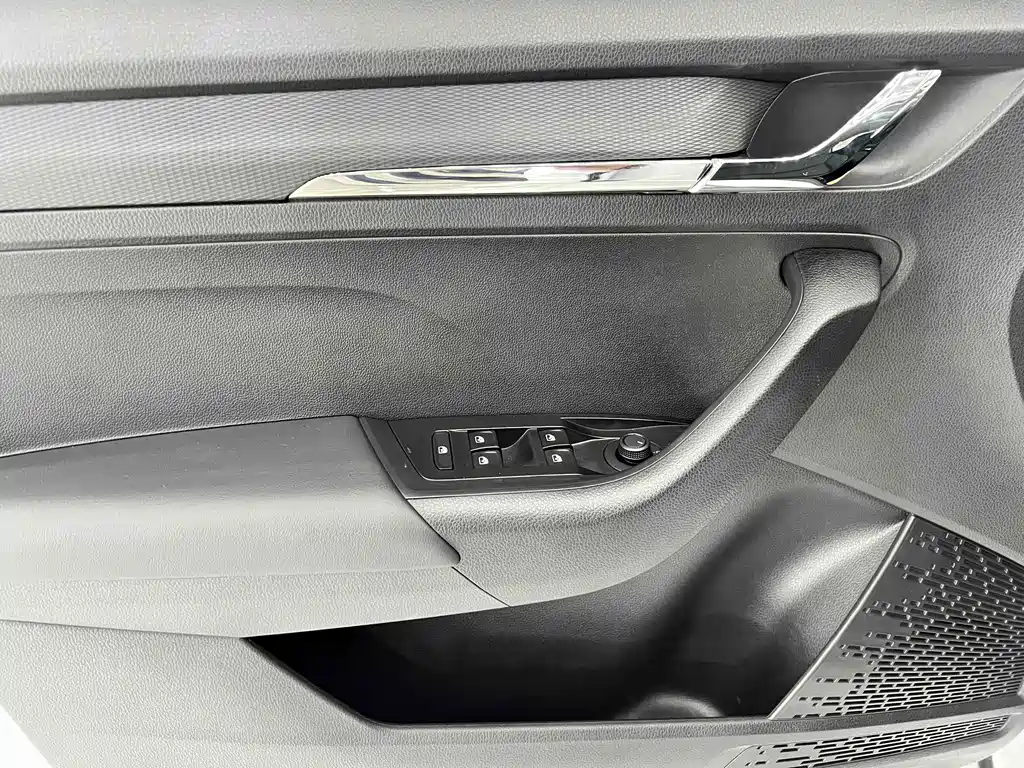 Skoda Kamiq 2024 — фото 8