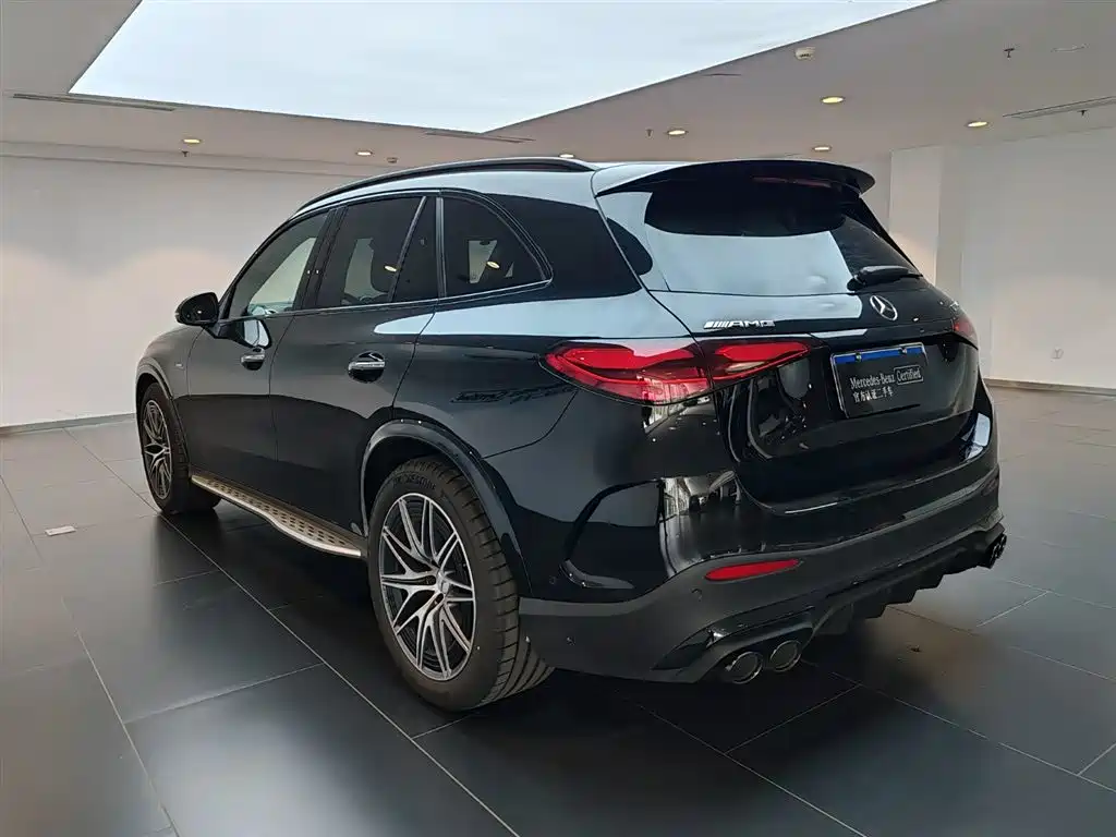 Mercedes-Benz GLC AMG 2025 — фото 5