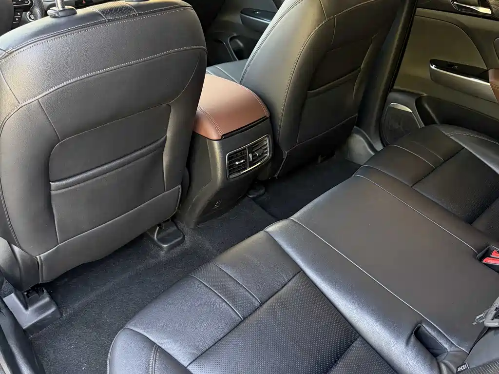 GAC Motor Trumpchi GS7 2020 — фото 13